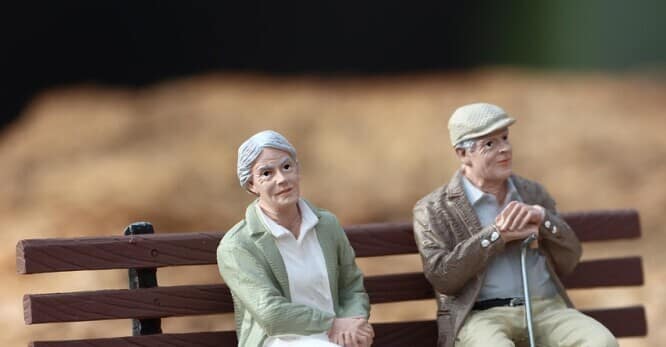 Understanding The Fear Of Falling In The Elderly 2 Understanding the fear of falling in the elderly